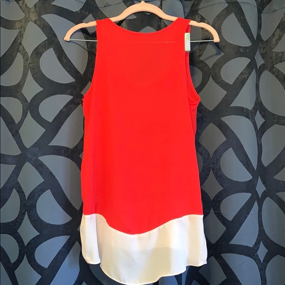 Red & white tank - Picture 2 of 4